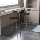 Banqueta Em Aço Ouro Envelhecido Assento Preto Pequim - Cor: