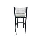 Banqueta Empilhável Preta Altura 65cm Assento Linho - Poltron