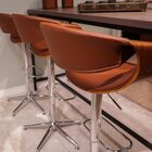 Banqueta Para Cozinha Giratória Com Apoio E Base Estrela Nico