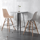 Banqueta Saarinen Nude - Base De Madeira Naturalê