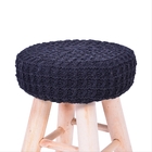 Banquinho Nona Crochê Preta Base De Madeira - Or Design