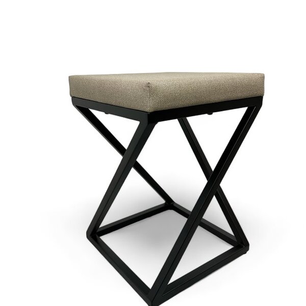 Banquinho Z Industrial Estofado Bege Metalon Preto 47cm