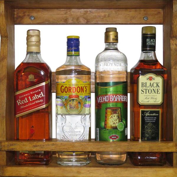 Bar Adega De Parede Em Madeira Para 4 Garrafas E 4 Taças Imbu