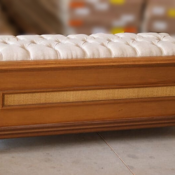 Baú Para Quarto De Casal Estofado 1,60m - Athenas - Móveis Mo