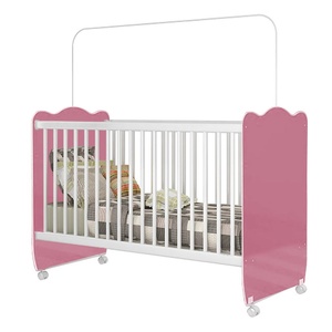 Berço branco com rosa Clearance