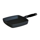 Bistequeira Estriada Com Cabo De Silicone 22x22 Preto