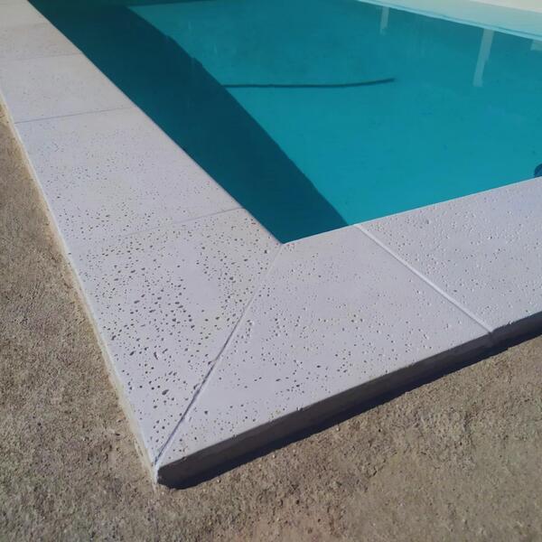 Borda Anti-derrapante Atérmico 50x20x1,5cm Fendi - KIT C/8 un