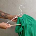 Cabide Ferreiro Com Entrada Para Gola - Oikos Branco U