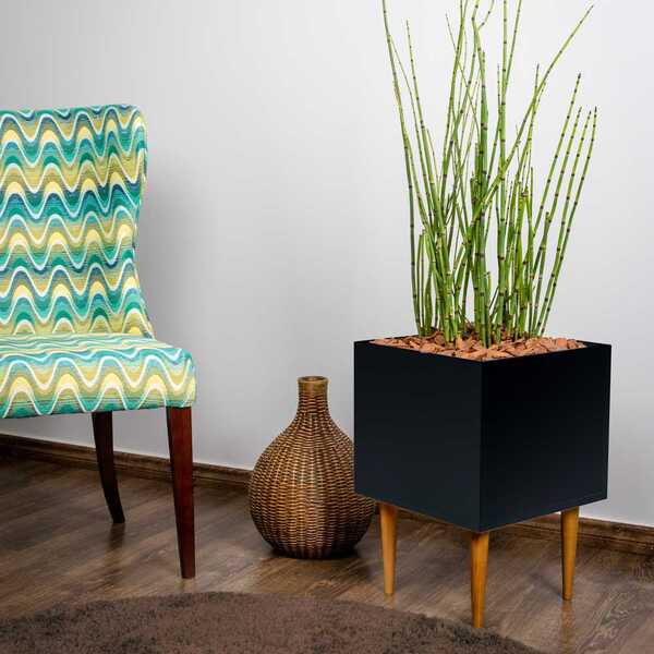 Cachepot Box Retrô 35x35cm Pés Palito Cb Estilare - Preto