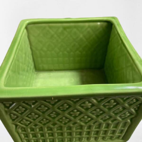 Cachepot Quadrado 15 Cm Em Cerâmica Renda Malva Verde
