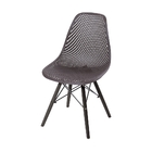 Cadeira Colmeia Preta Base De Madeira Preta - Or Design