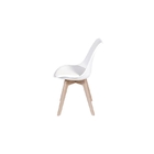 Cadeira Com Almofada Revestida Em Couro Bm Maciça Branca