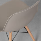Cadeira Eames Eiffel Dsw Em Polipropileno Com Base Madeira -