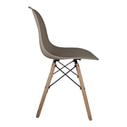 Cadeira Eames Eiffel Dsw Em Polipropileno Com Base Madeira -