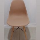 Cadeira Eames Eiffel Lisa Marrom