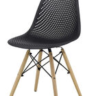 Cadeira Eames Pp Furadinha Preta Base Madeira - 58599 Sun Hou