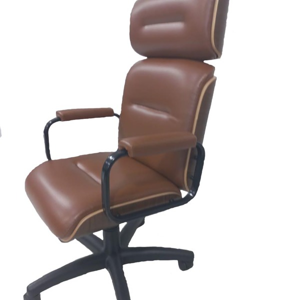 Cadeira Eames Presidente Linha Capa Em Madeira Cor Caramelo