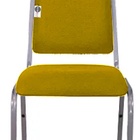 Cadeira Empilhável Para Hotelaria Linha Hotel Fremon Amarelo