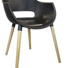 Cadeira Kiss Base Madeira - Preta