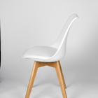 Cadeira Mkc-035 Saarinen Branca - Inovakasa