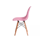 Cadeira Para Sala Charles Eames Eiffel Cor Rosa Base Madeira