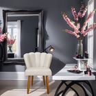 Cadeira Pétala Para Penteadeira E Sala Pés Palito Veludo Bege