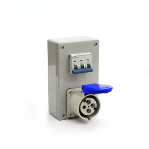 Caixa C/ Tomada E Disjuntor 3p+t 16a 220/240v Strahl Cd-4049