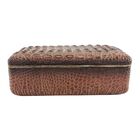 Caixa Com Tampa Tipo Crocodilo Marrom E Dourada 33 7cm X 19