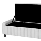 Calçadeira Baú Casal King Size Estofada Alicia Veludo Branco