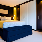 Calçadeira Recamier Baú Sapateira Casal 140cm Ayla Veludo Tam