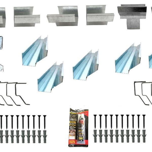 Calha Beiral Galvanizada 10 Metros  Com Saída Retangular