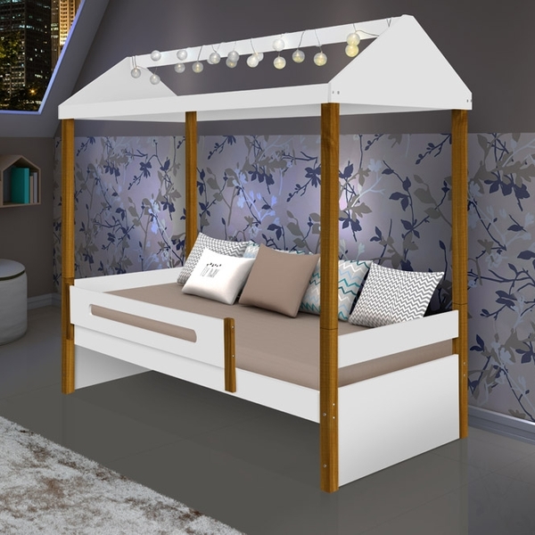 Cama Casa Branco Mel Com Cordão De Luzes Led Com Colchão