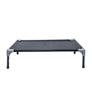 Foto de Cama para Pet Elevada Comfort P Preta Tubline