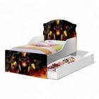 Cama Infantil Lívia Adesivada Herói Com Auxiliar Cambel