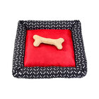 Cama Pet Grande Simples Pop 60cm X 60cm X 15cm Preto E Vermel