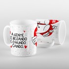 Caneca Agente E Beijando E O Mundo Caindo
