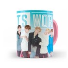 Caneca Bts Bangtan Boys World Interior E Alça Rosa