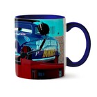 Caneca Carros Doc Hudson Radio - Interior E Alça Azul Escuro