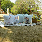 Capa Almofada Aveludada Páscoa Coelho Branco C/ Pompom 43x43cm