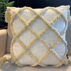 Capa Bordada Fiorela - Cru