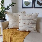 Capa De Almofada Artesanal Bordada Sintonia Peluda Cru 50x50