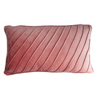 Capa De Almofada Retangular Drapeada Em Veludo Rosa Antigo