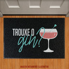 Capacho Trouxe O Gin?