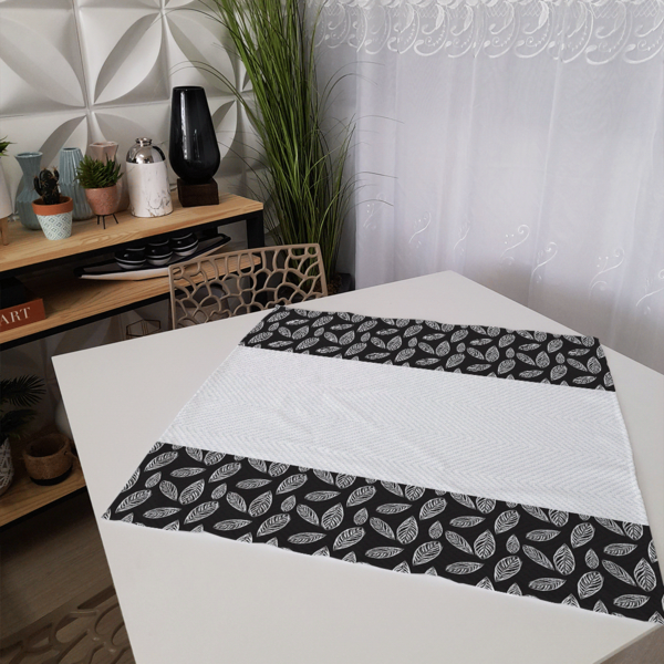 Centro De Mesa Folhas 70cm X 70cm Único