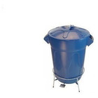 Cesto Lixeira Plástico Pedal Com Armação Em Aço 60 Litros Azul