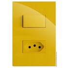 Cj Interruptor Simples + Tomada 20a  4x2 - Recta Mostarda Glo