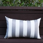 Coleção Náutica - Almofada Listras Cinza Retangular Tipo:comp