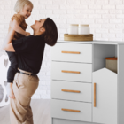 Cômoda Moderna Quarto Bebê 4 Gavetas 1 Porta Branca Branco