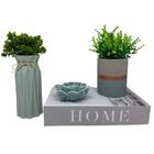 Composição Decorativa Para Sala Com Livro, Vasos E Castiçal