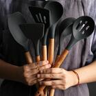Concha De Silicone Preto Com Cabo De Bambu Utensílio De Cozin